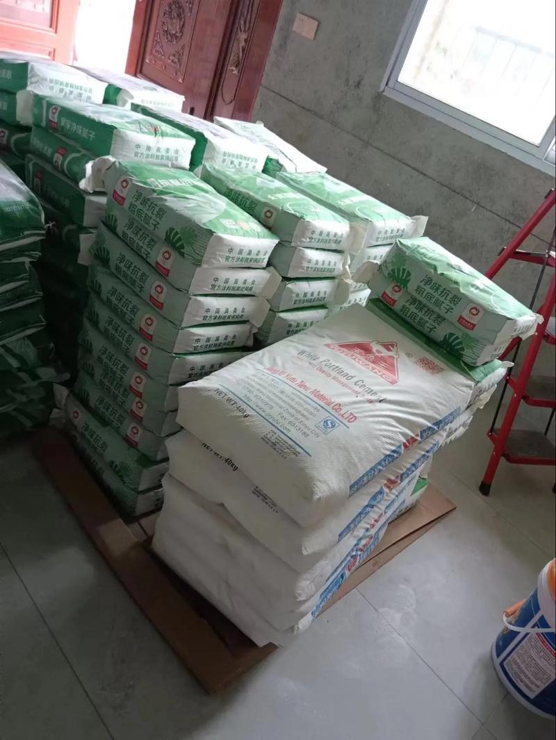 本店主营:三棵树内外墙腻子粉,乳胶漆,艺术漆,防水,瓷砖胶,
